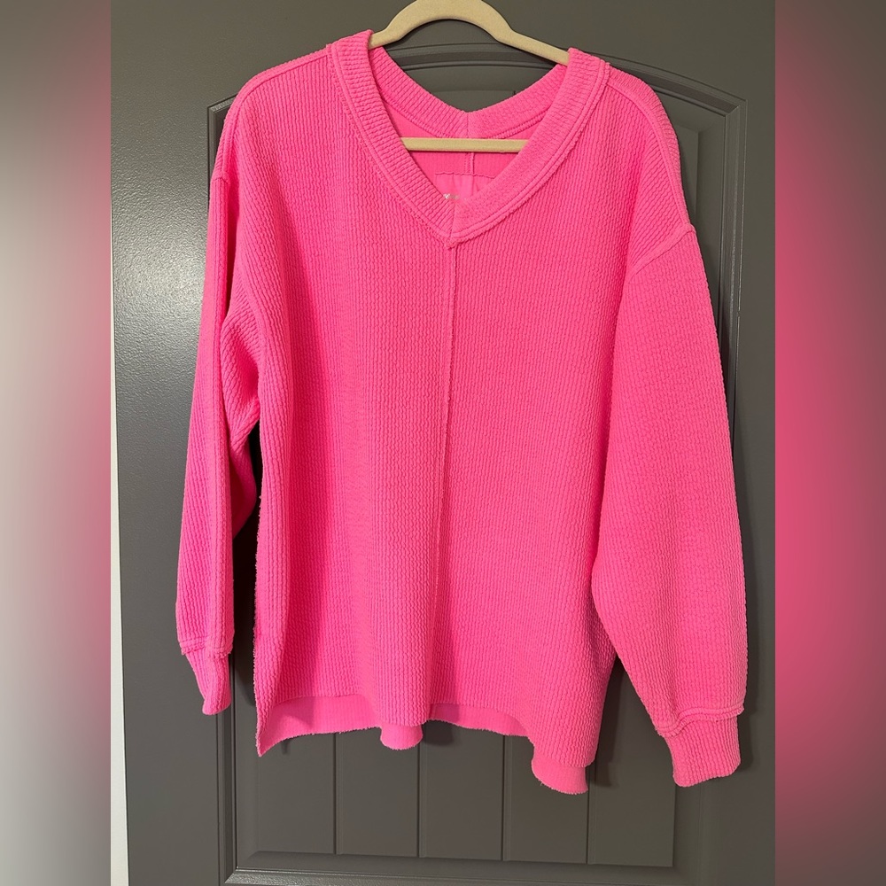 Aerie Wonder Textured V-Neck Sweatshirt NWT